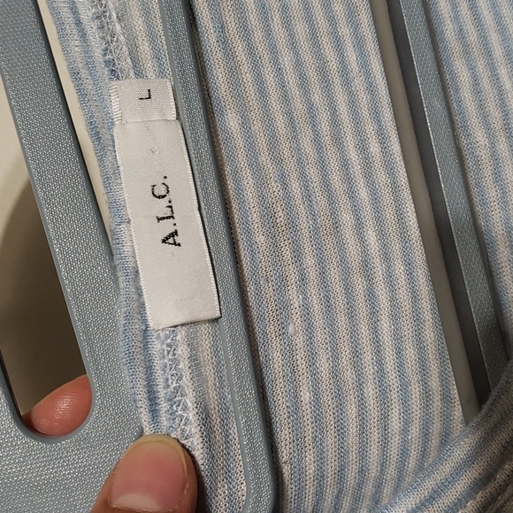 A.L.C. 100% linen blouse - Picture 2 of 6